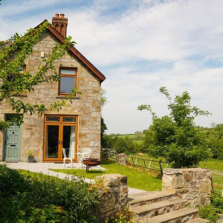 Tranquil Countryside Cottage For Two Wrexham Bagian luar foto