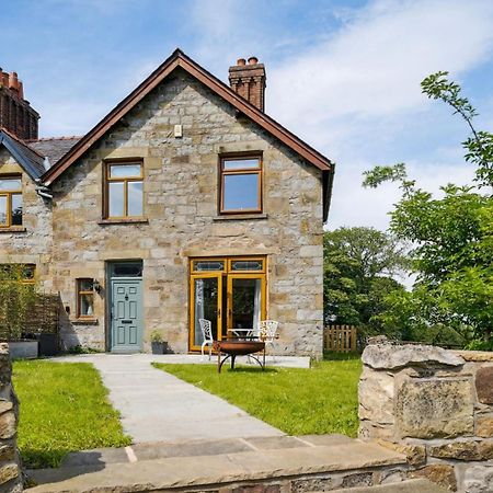 Tranquil Countryside Cottage For Two Wrexham Bagian luar foto